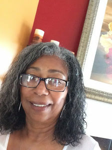 Meet your Posher, Rowena